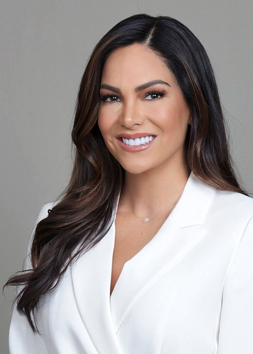 Photograph of Representative  Nicole La Ha (R)